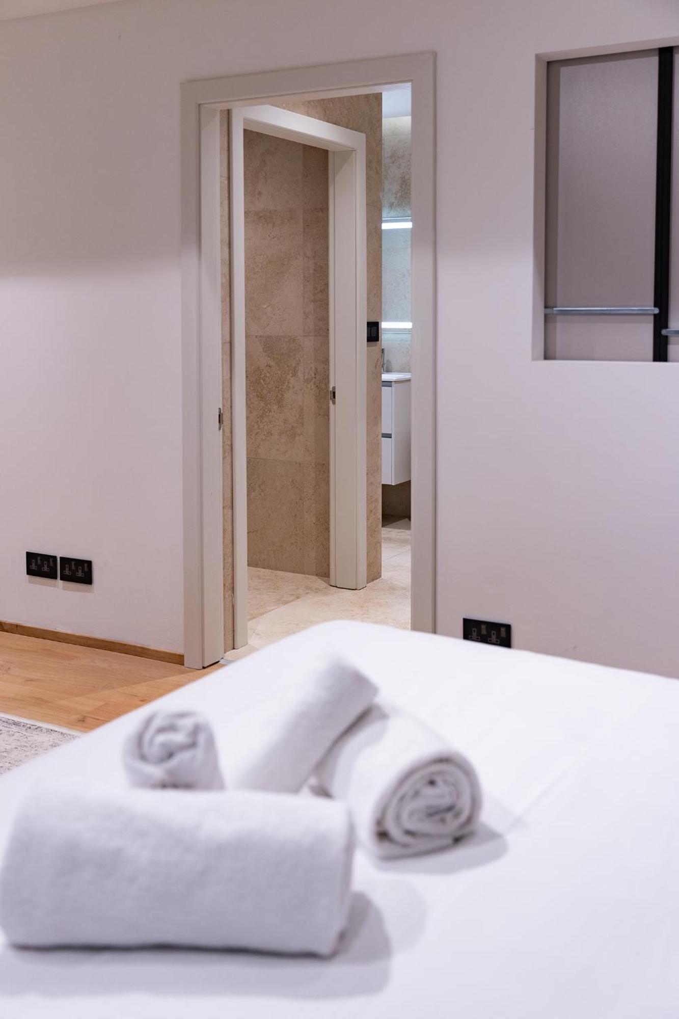 Florette Suite 1Br With Stunning Lounge Terrace By Arcobnb Il-Furjana Exterior foto