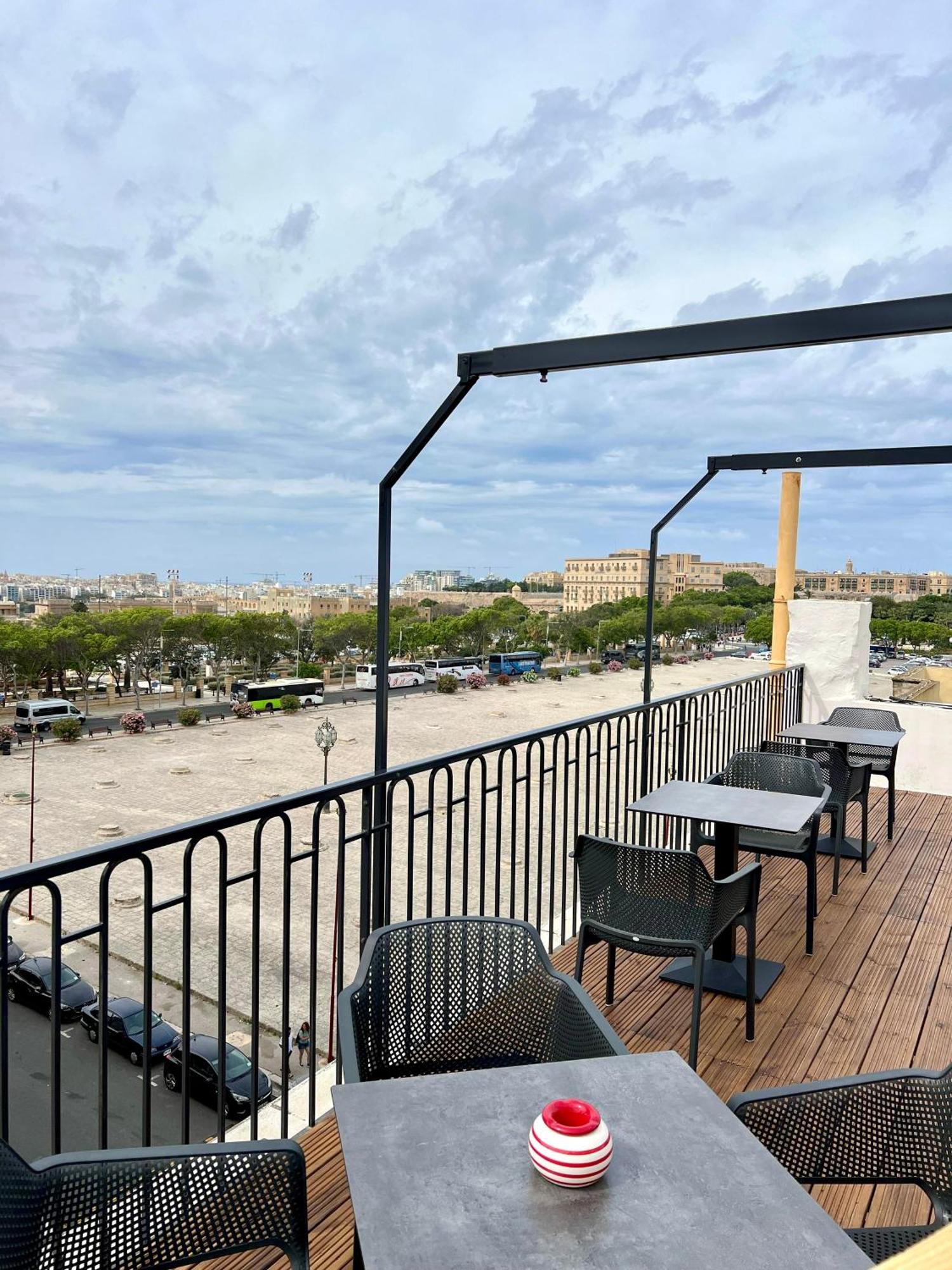 Florette Suite 1Br With Stunning Lounge Terrace By Arcobnb Il-Furjana Exterior foto